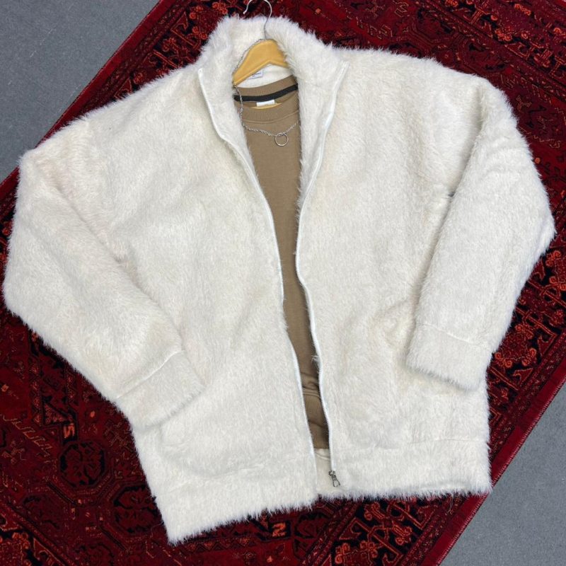 سوئیشرت پشمی